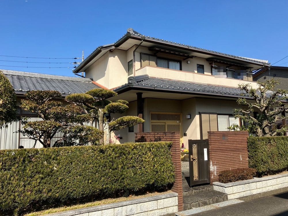 四日市市の外壁塗装をリペイント匠が施工した写真