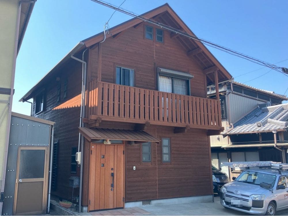 伊勢市の外壁塗装、屋根塗装をリペイント匠が施工した写真