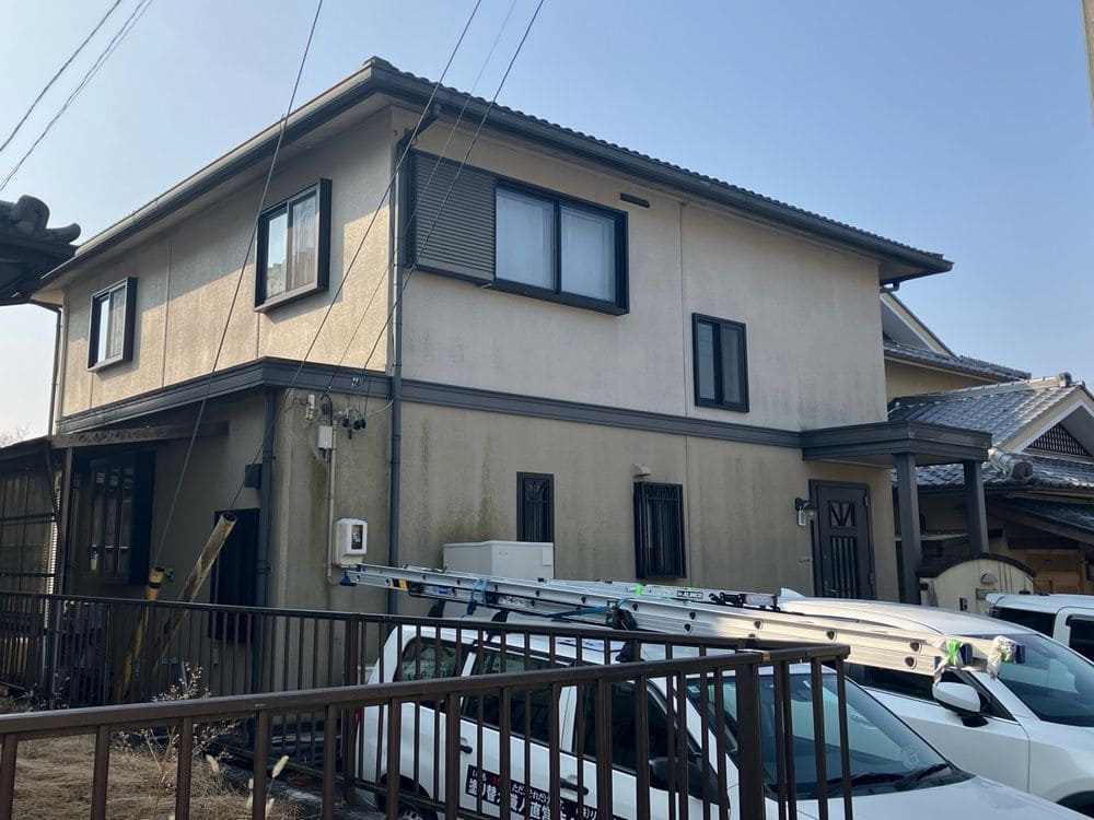 名張市の外壁塗装、屋根塗装をリペイント匠が施工した写真