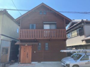 伊勢市の外壁塗装、屋根塗装をリペイント匠が施工した写真