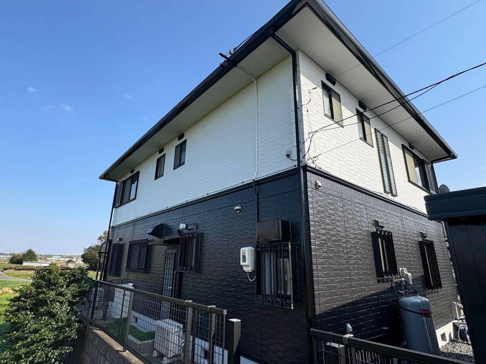 員弁郡東員町の外壁塗装をリペイント匠が施工した写真
