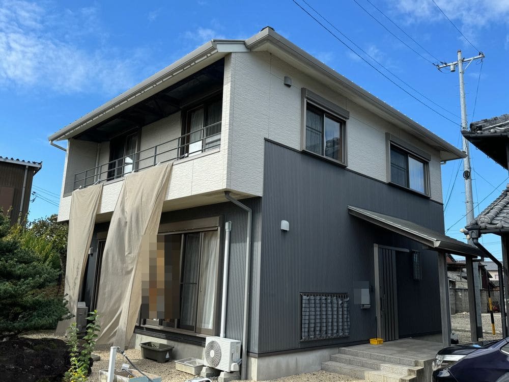 鈴鹿市の外壁塗装、屋根塗装をリペイント匠が施工した写真
