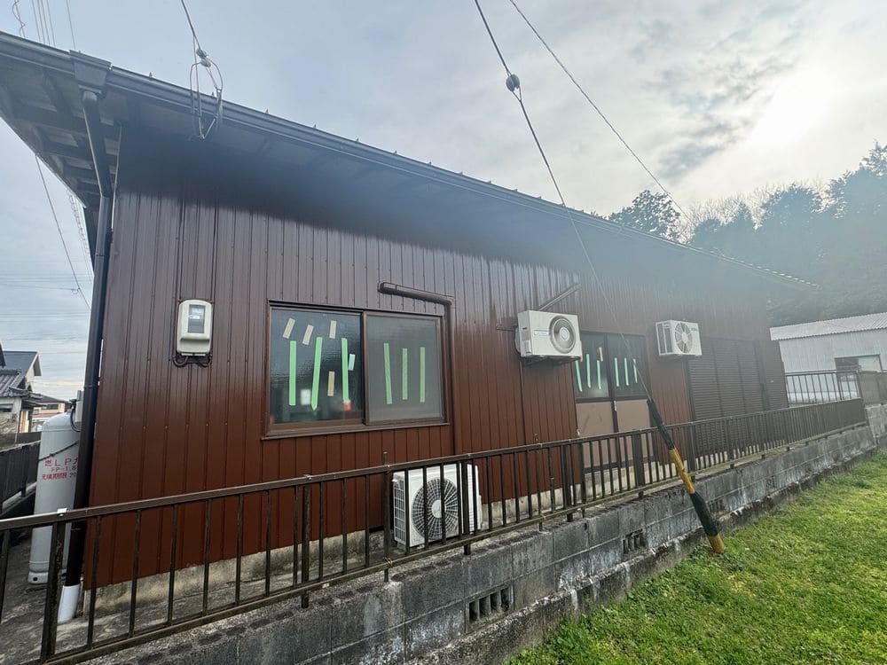いなべ市の外壁塗装、屋根塗装をリペイント匠が施工した写真