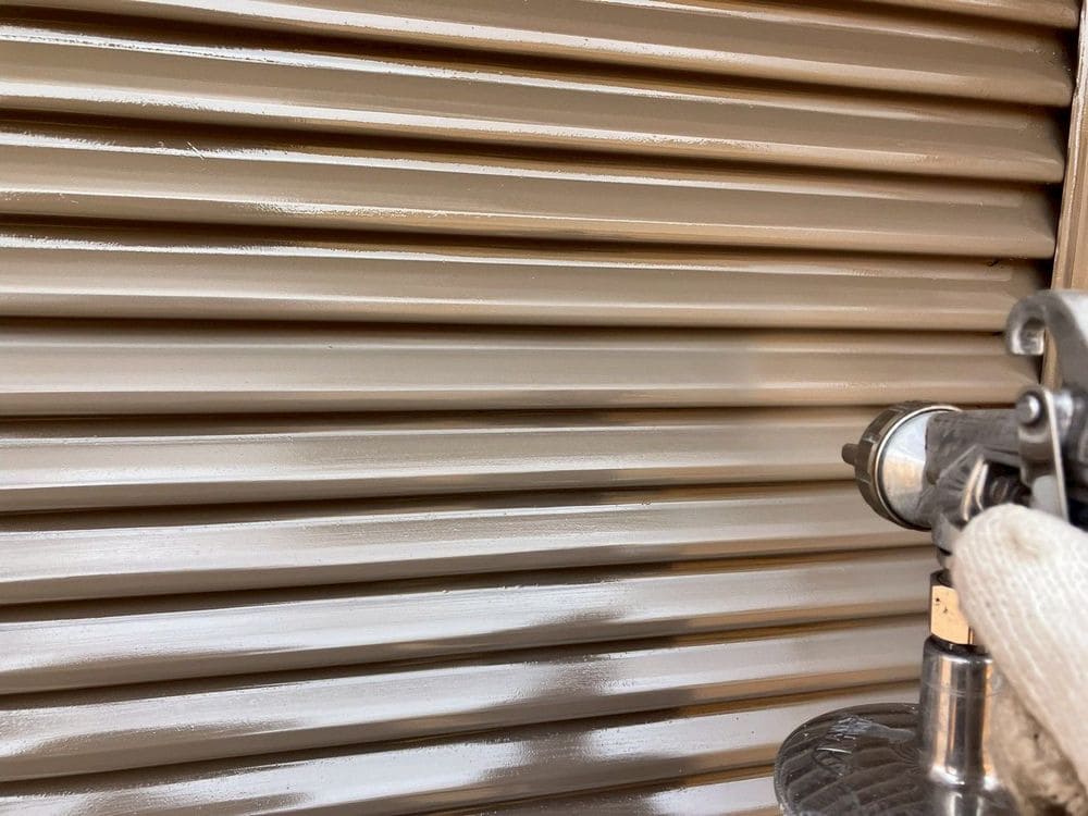 四日市市の外壁塗装をリペイント匠が施工した写真