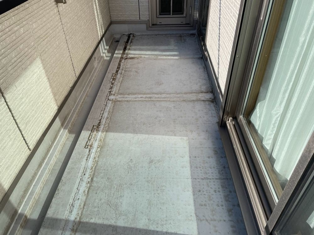 津市の防水工事をリペイント匠が施工した写真
