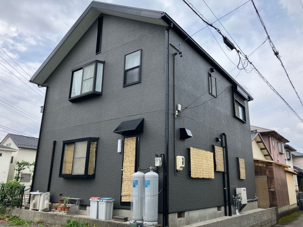鈴鹿市の外壁塗装をリペイント匠が施工した写真