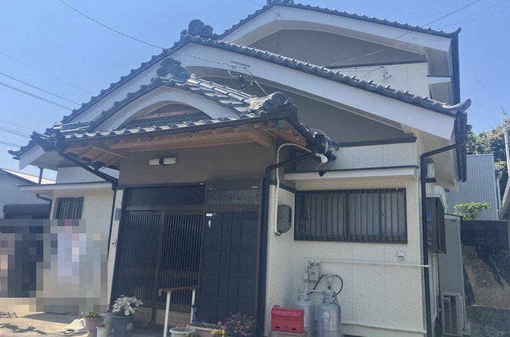 志摩市｜和風住宅を爽やかなお色で塗装│きれいにして頂き有難うございます