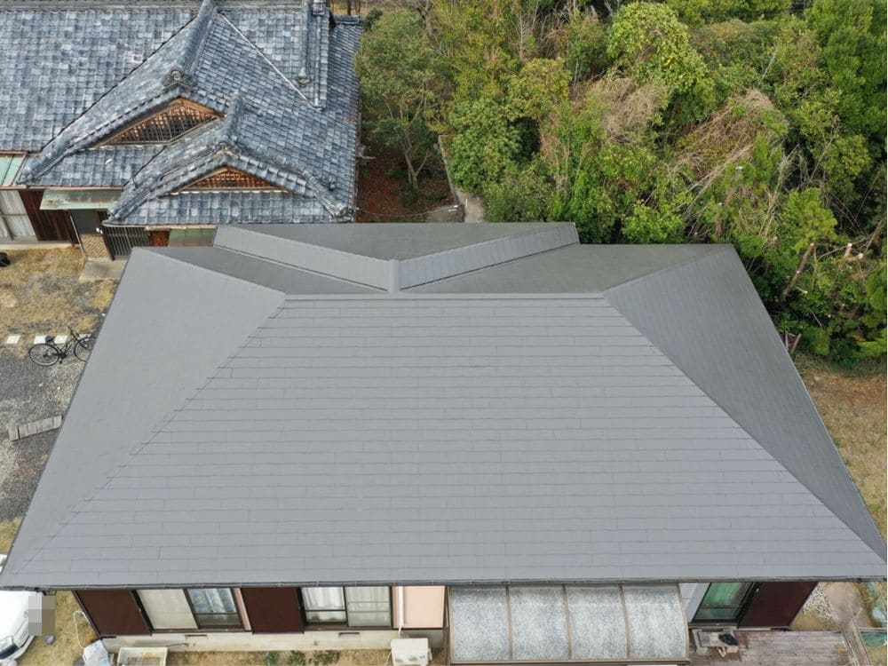 鈴鹿市の屋根塗装をリペイント匠が施工した写