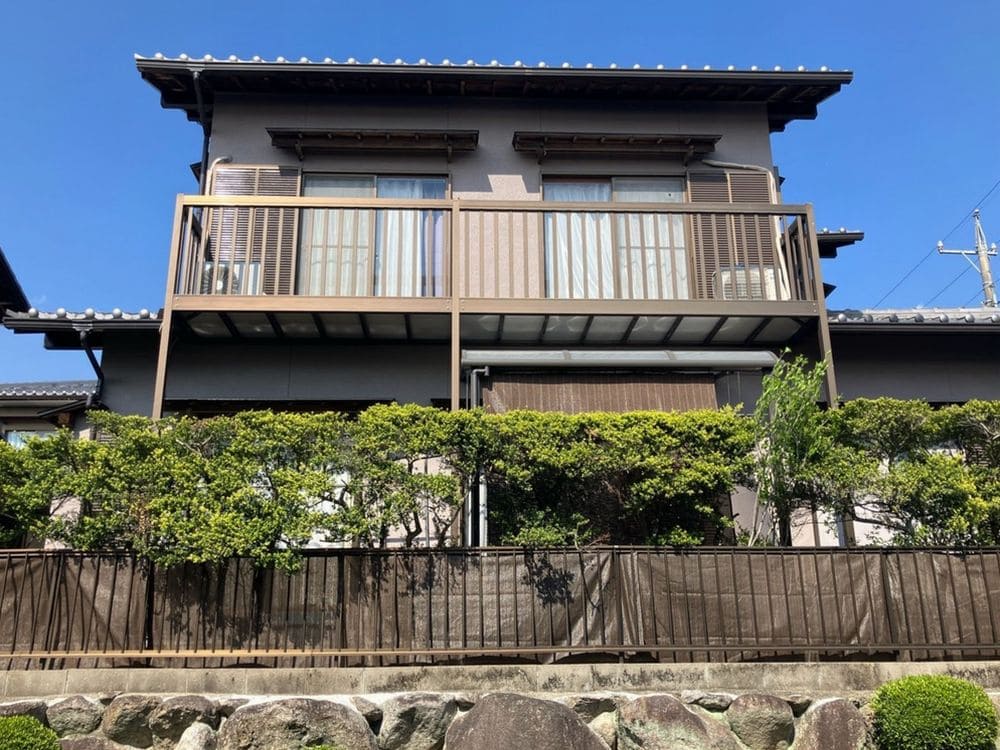 四日市市の外壁塗装をリペイント匠が施工した写真