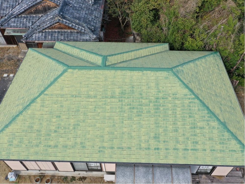 鈴鹿市の屋根塗装をリペイント匠が施工した写