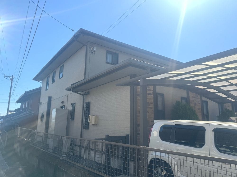 四日市市の外壁、屋根塗装をリペイント匠が施工した写真