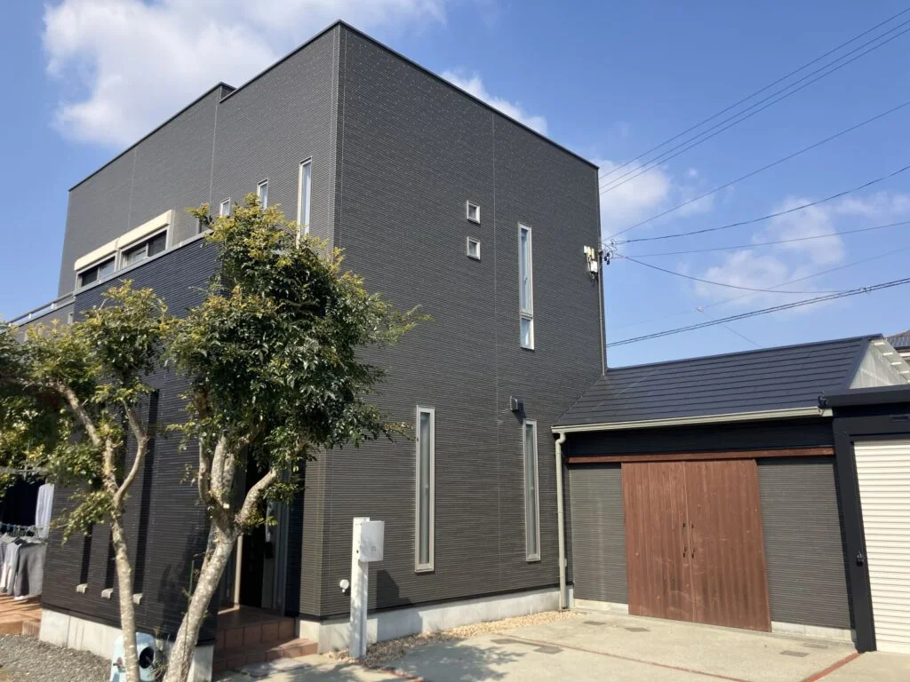 津市の気候・環境に合う色とは?