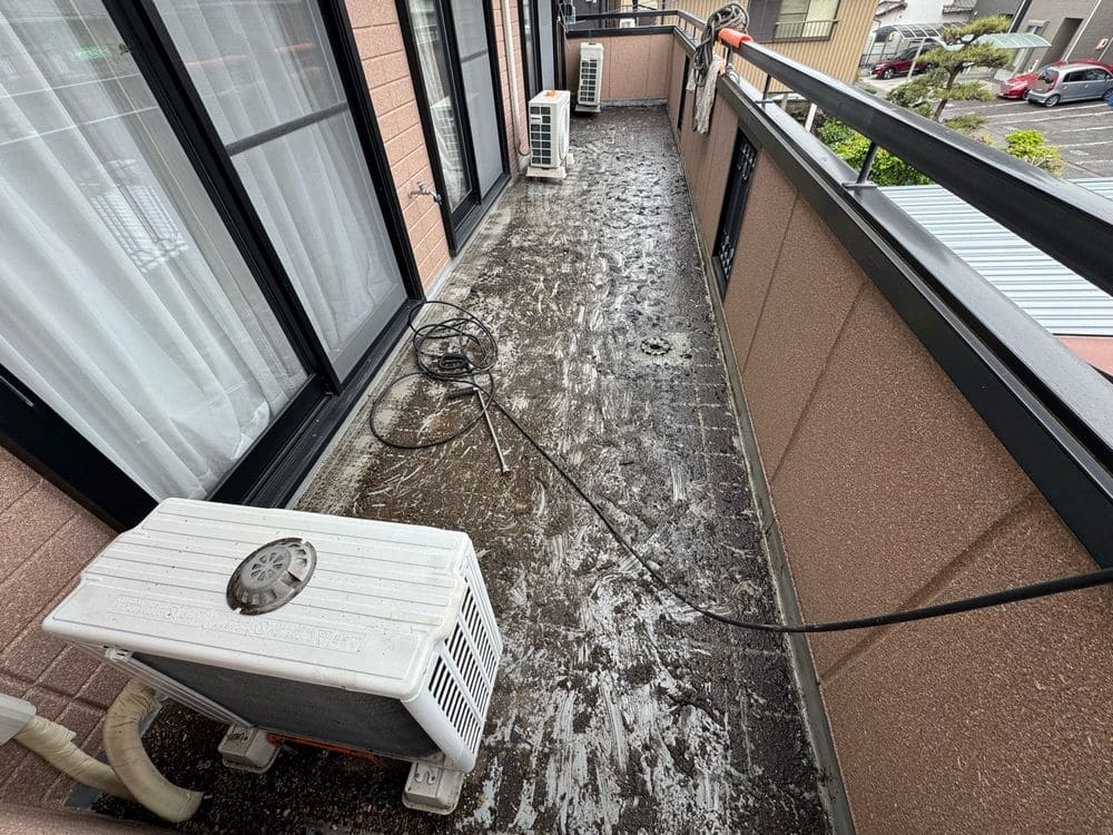 鈴鹿市の外壁塗装をリペイント匠が施工した写真