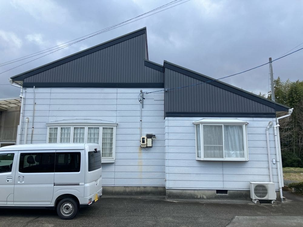 亀山市の外壁塗装をリペイント匠が施工した写真