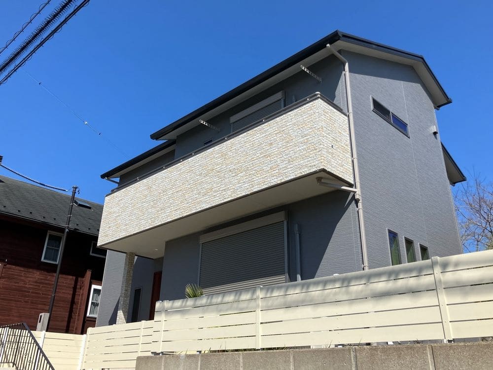 T様(津市河芸町)_施工後_外壁全体 (2) 津市の外壁塗装、屋根塗装をリペイント匠が施工した写真