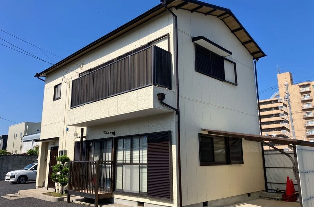 津市の外壁塗装、屋根塗装をリペイント匠が施工した写真