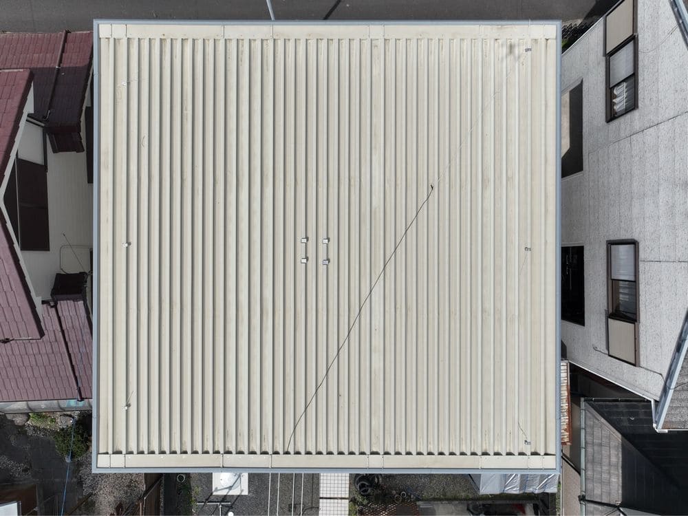 伊賀市の屋根塗装をリペイント匠が施工した写真