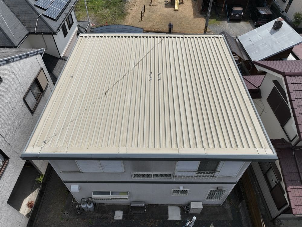 伊賀市の屋根塗装をリペイント匠が施工した写真
