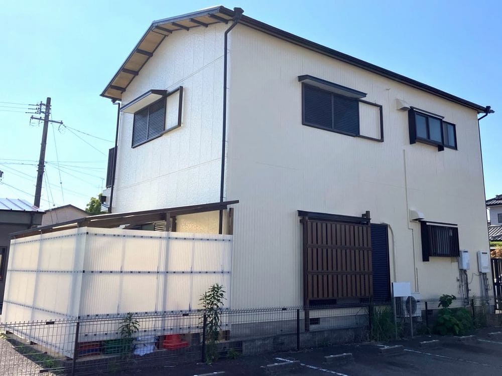 津市の外壁塗装、屋根塗装をリペイント匠が施工した写真