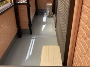 津市の外壁塗装、防水工事をリペイント匠が施工した写真