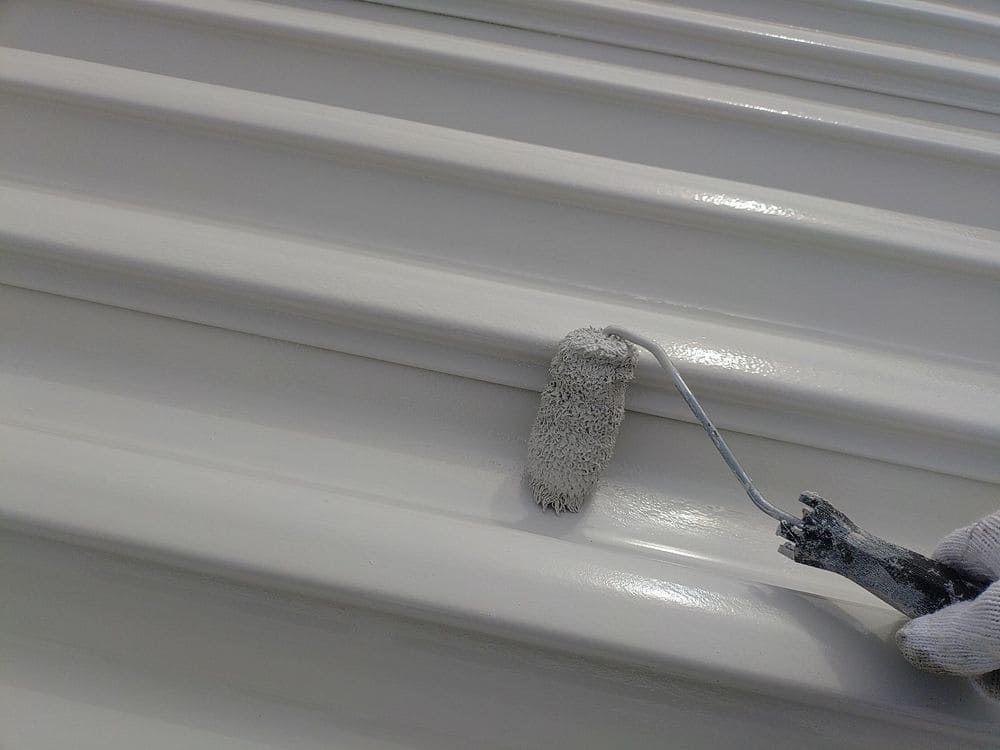 伊賀市の屋根塗装をリペイント匠が施工した写真