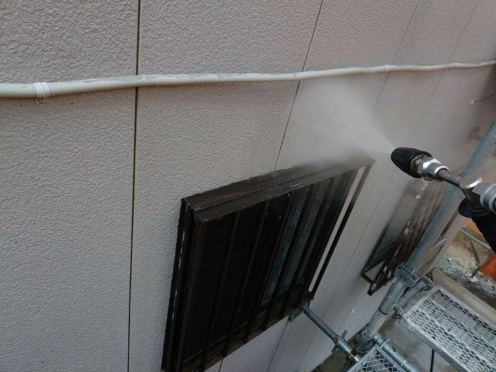 志摩市の外壁塗装、屋根工事をリペイント匠が施工した写真