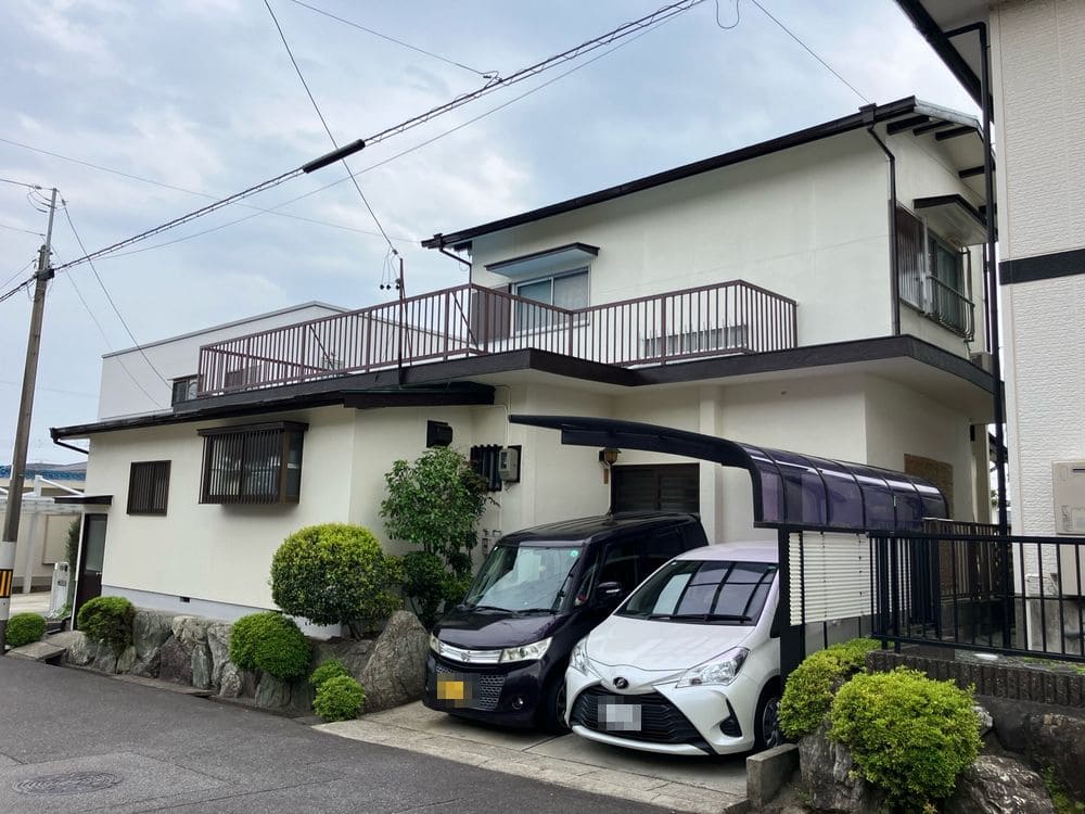 津市の外壁塗装、屋根塗装をリペイント匠が施工した写真