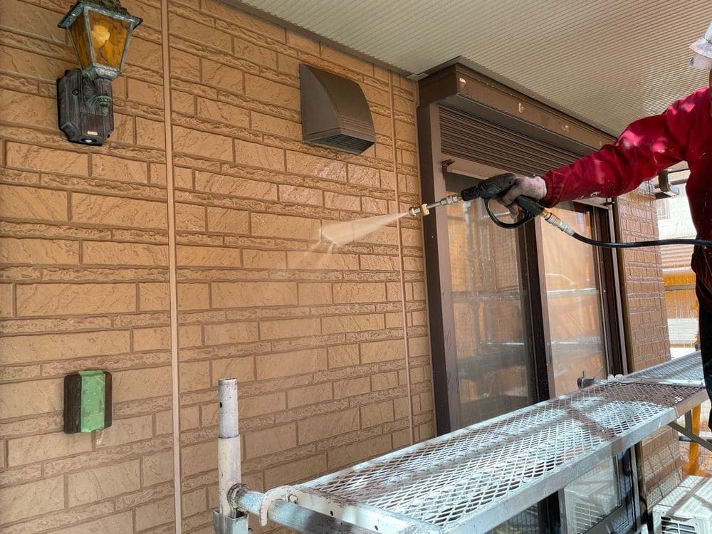 津市の外壁塗装、屋根塗装をリペイント匠が施工した写真