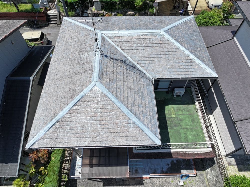 名張市の屋根塗装をリペイント匠が施工した写真