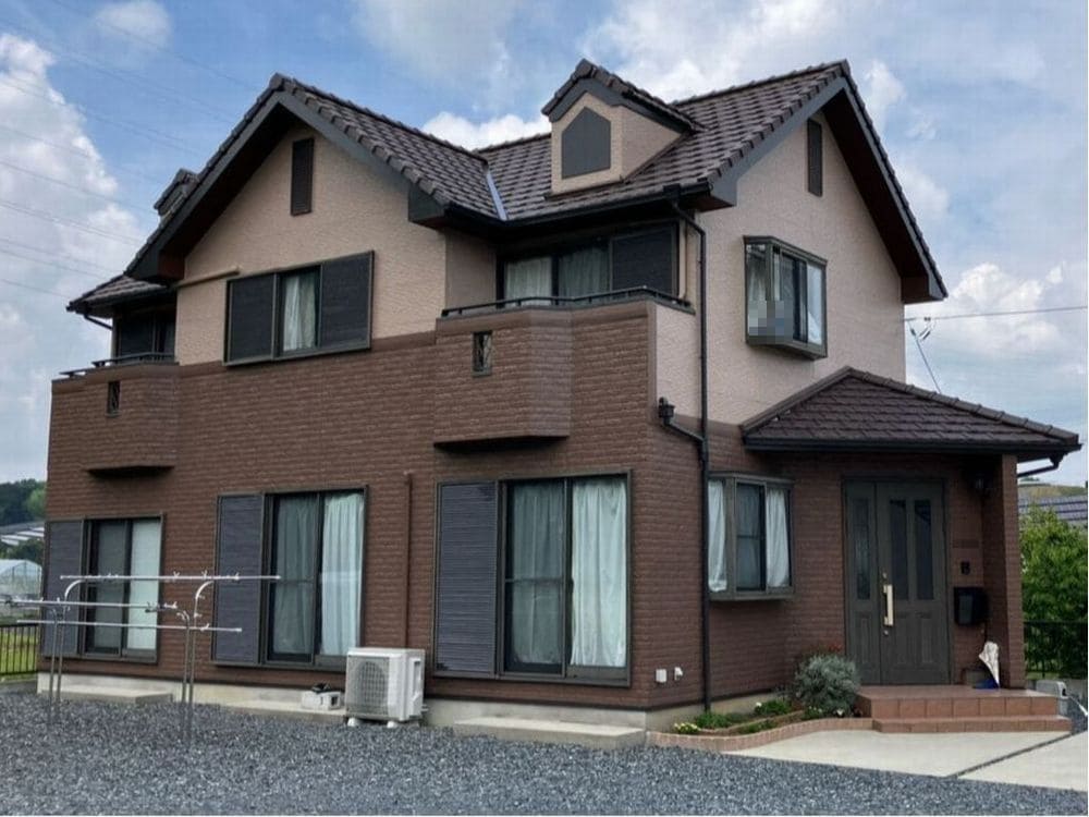 四日市市の外壁塗装・防水工事をリペイント匠が施工した写真