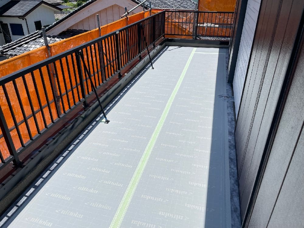 志摩市の外壁塗装、屋根塗装、防水工事をリペイント匠が施工した写真