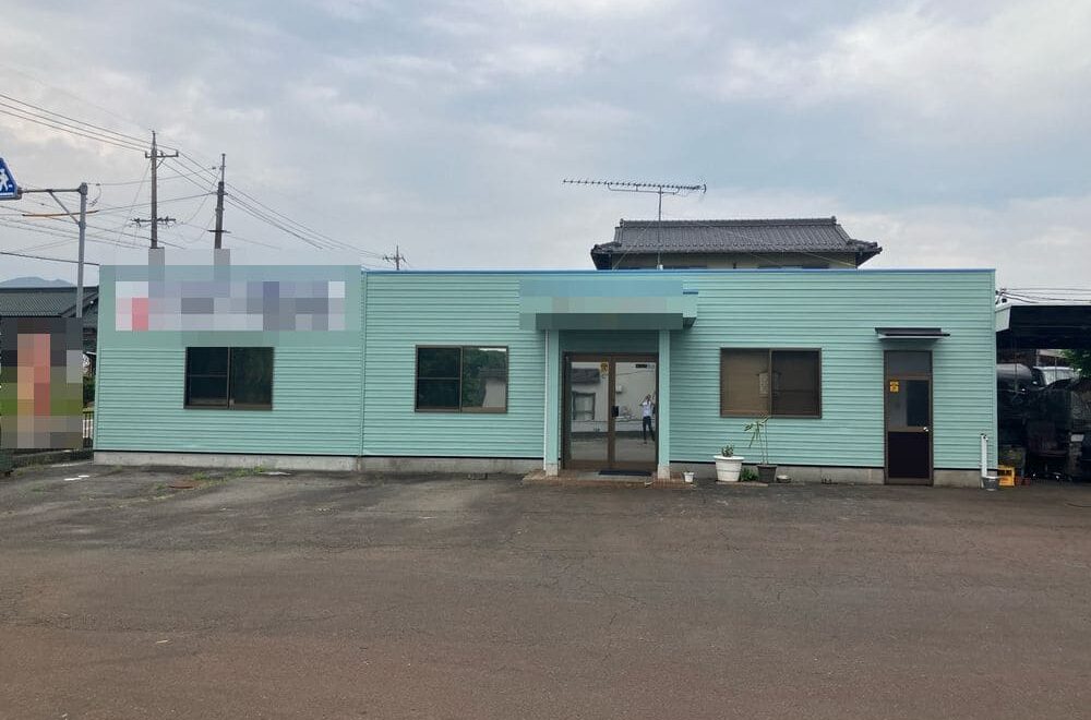 いなべ市｜事務所を爽やかカラーに刷新｜今回も迷わずリペイント匠さんに依頼