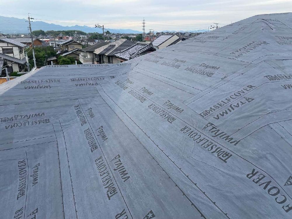 津市の外壁塗装、屋根工事をリペイント匠が施工した写真