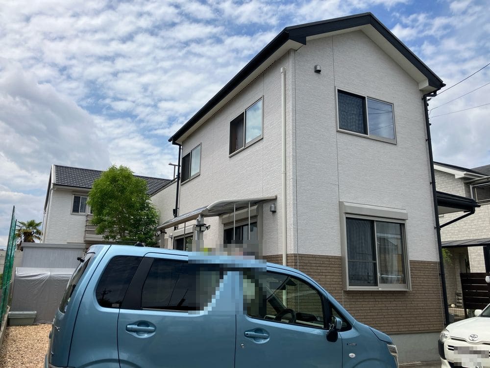 鈴鹿市の外壁・屋根塗装をリペイント匠が施工した写真