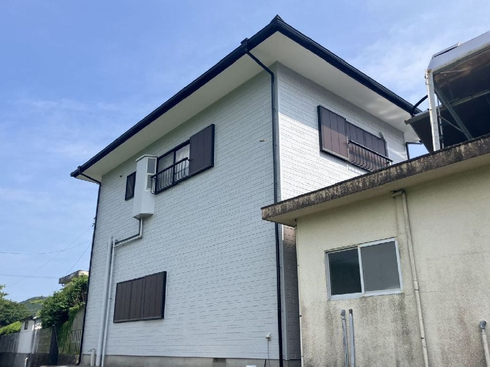 志摩市の外壁塗装、屋根塗装、防水工事をリペイント匠が施工した写真