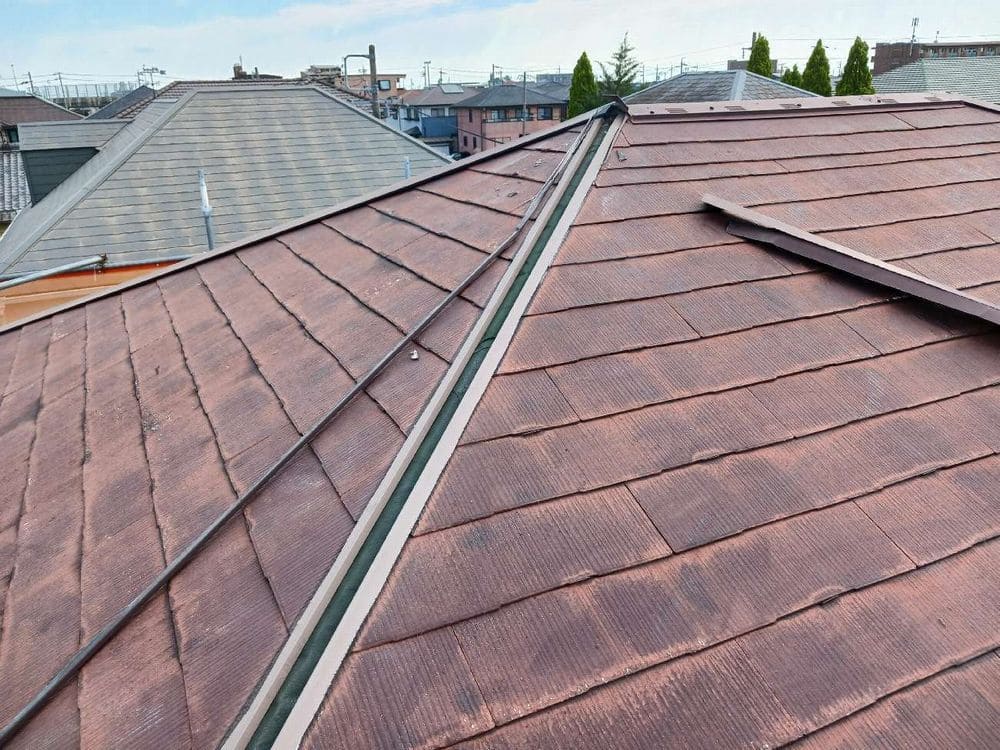 鈴鹿市の屋根工事をリペイント匠が施工した写真