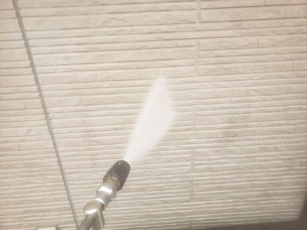 鈴鹿市の外壁塗装をリペイント匠が施工した写真