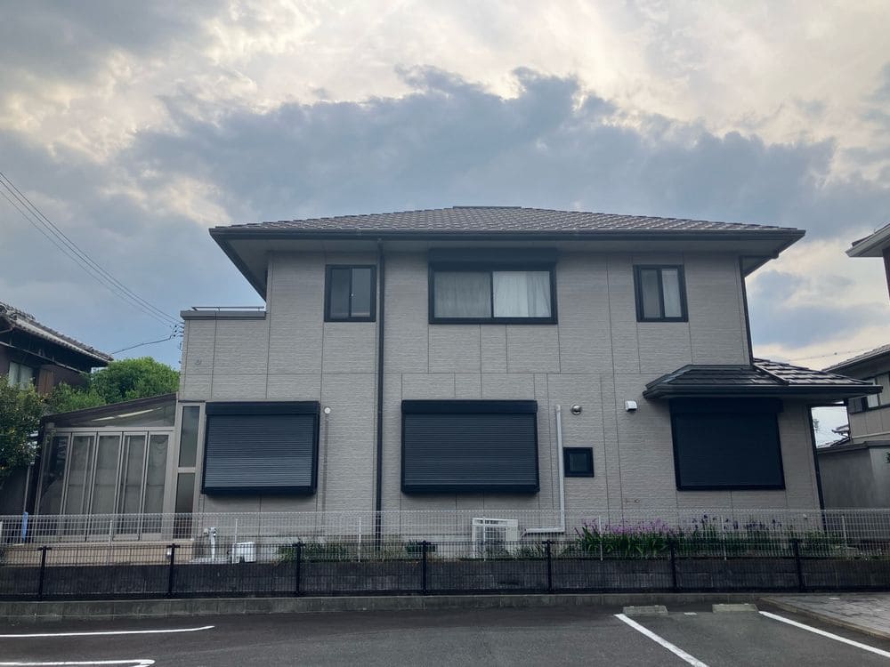 鈴鹿市の外壁塗装をリペイント匠が施工した写真