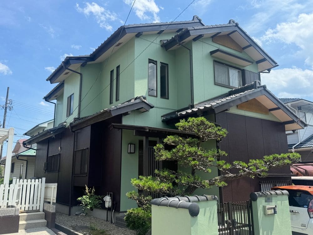 員弁郡の外壁塗装をリペイント匠が施工した写真