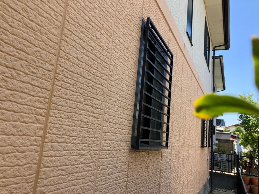 鈴鹿市の外壁塗装をリペイント匠が施工した写真