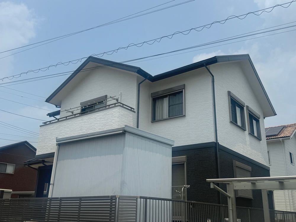 いなべ市の外壁塗装、防水工事をリペイント匠が施工した写真