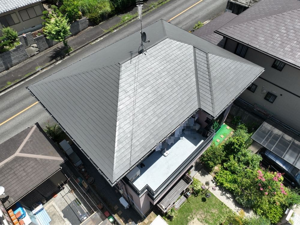 名張市の屋根塗装をリペイント匠が施工した写真