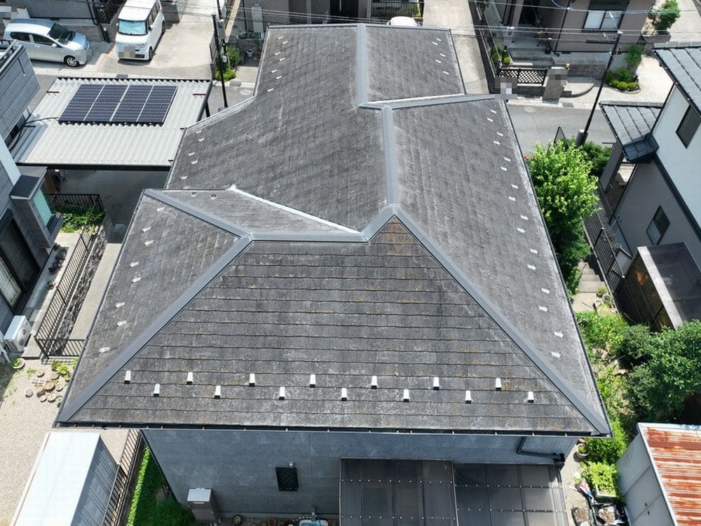 四日市市の屋根工事をリペイント匠が施工した写真