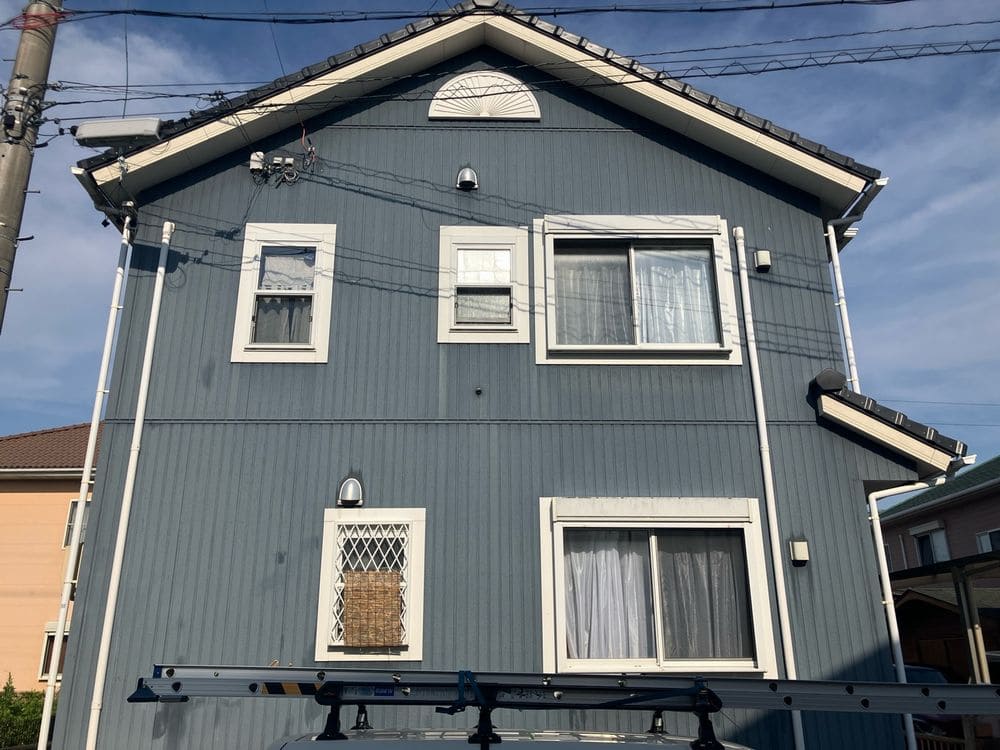鈴鹿市の外壁塗装をリペイント匠が施工した写真
