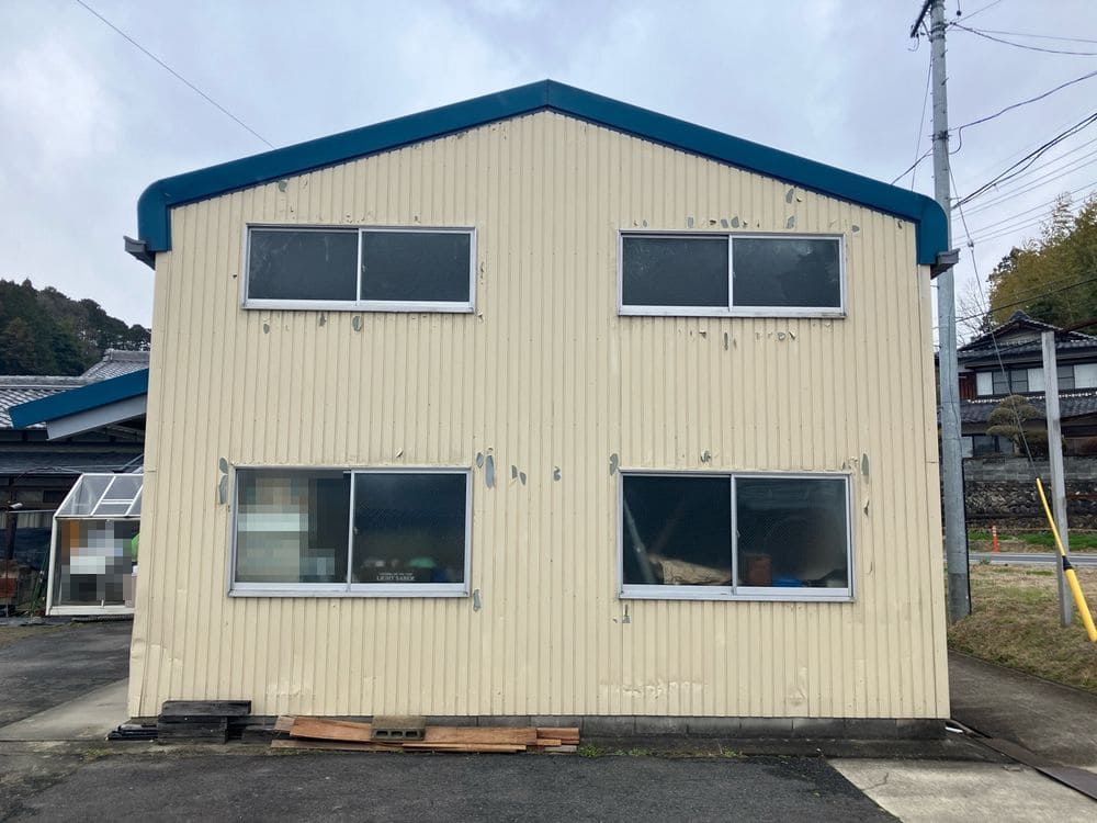名張市で外壁・屋根塗装をリペイント匠が施工した写真