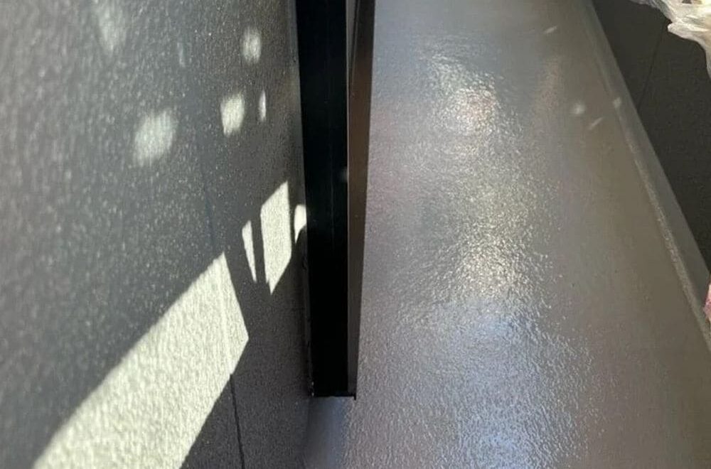 四日市市で防水工事、外壁塗装、屋根工事をリペイント匠が施工した写真