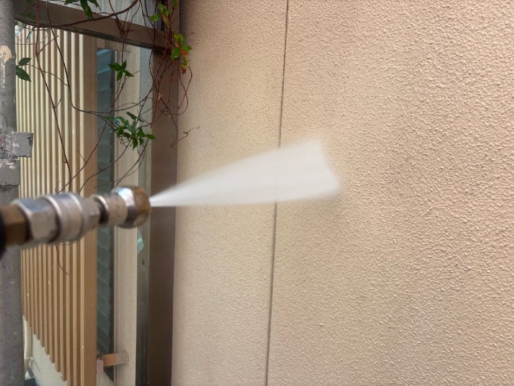津市の外壁塗装をリペイント匠が施工した写真