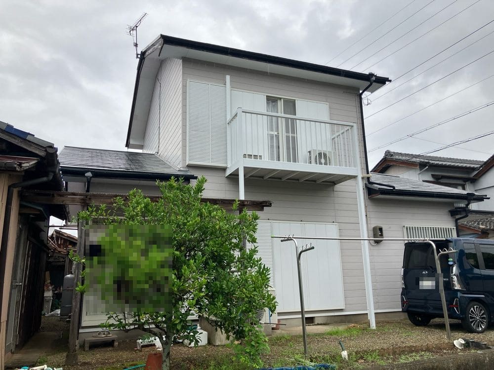 伊勢市の外壁・屋根塗装をリペイント匠が施工した写真