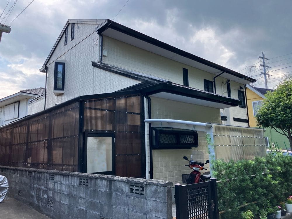 松阪市の外壁塗装、屋根塗装をリペイント匠が施工した写真