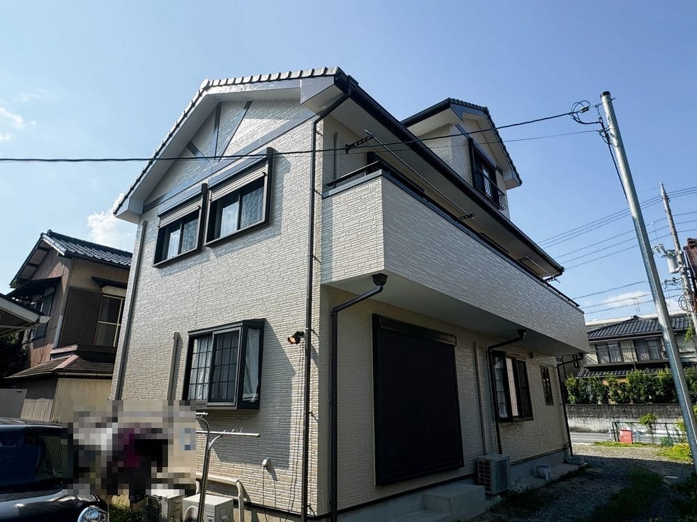四日市市の外壁塗装と防水工事をリペイント匠が施工した写真